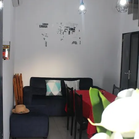 Casa Do Rio * Raiva